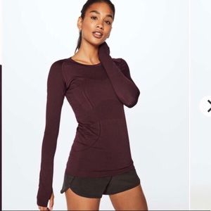 Lulu swiftly tech long sleeve! Only worn 3 times!!